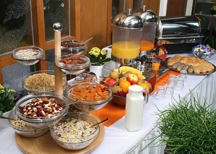 מלון Haus Moenter-meyer 3*